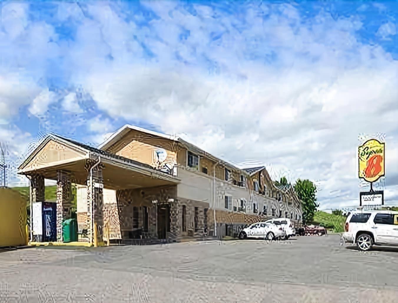 Super 8 By Wyndham Minot Airport Hotel Exterior photo